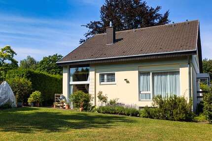 Haus Bonn Gielgen - 7 Zimmer, 200 m&sup2;, 789.000&euro; | Angebot:25459074