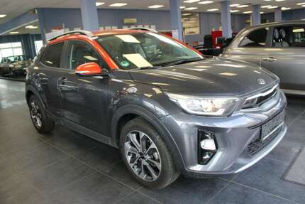 Kia Stonic 28.185 km 14.980 &euro; Euskirchen-Flamersheim 53881
