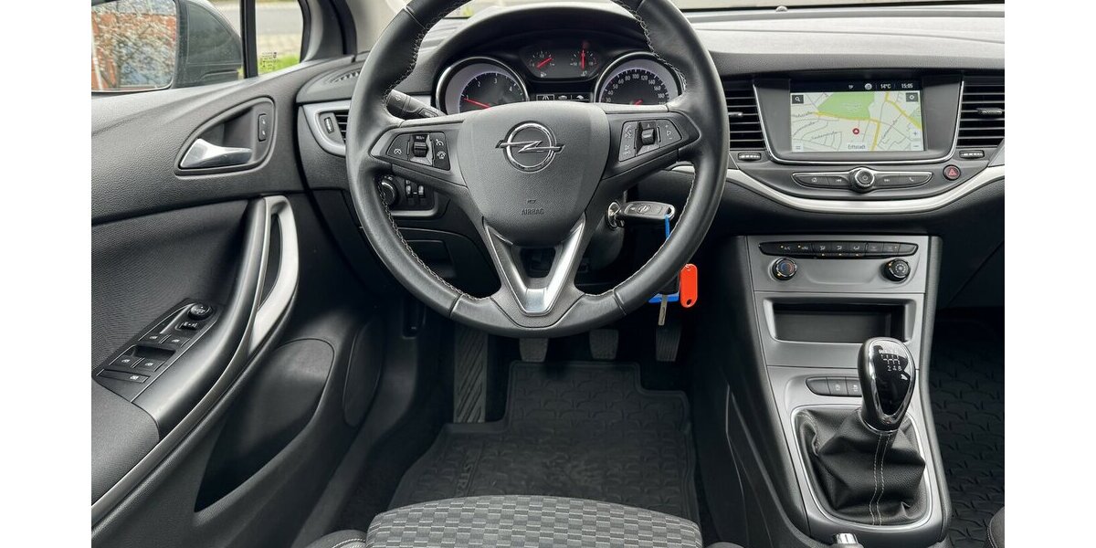 Opel Astra K Klima Navi Temp CarPlay AHK ServNeu 1.Hd 100.000 km 9.500 &euro; Erftstadt 50374