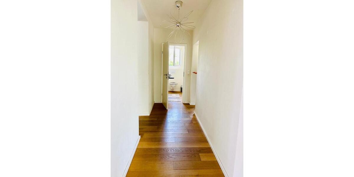 Maisonettenwohnung Wesseling - 5 Zimmer, 158 m&sup2;, 2.210&euro; | Angebot:25395129