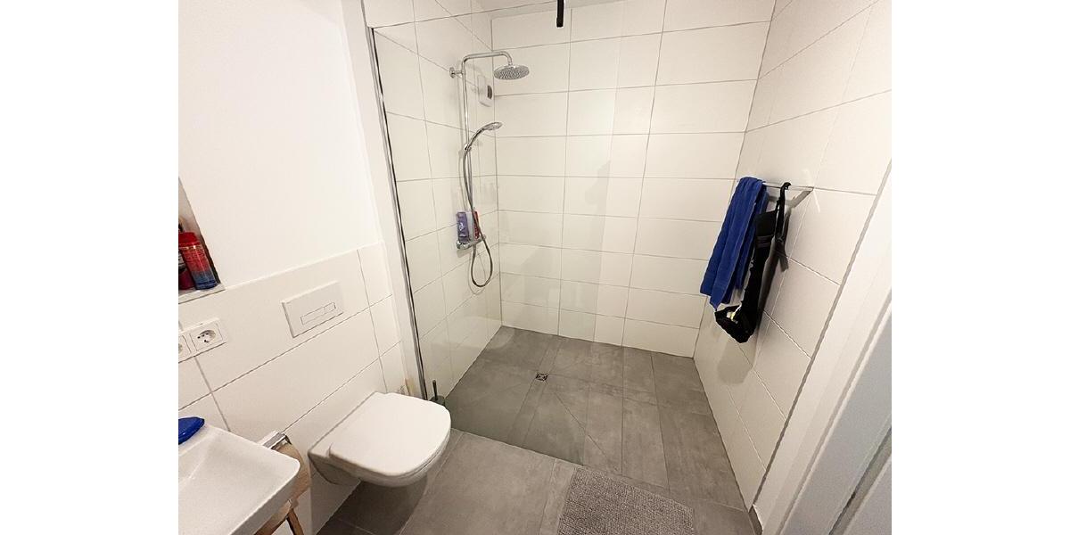 Etagenwohnung Bonn Tannenbusch - 3 Zimmer, 93 m&sup2;, 1.425&euro; | Angebot:25887562