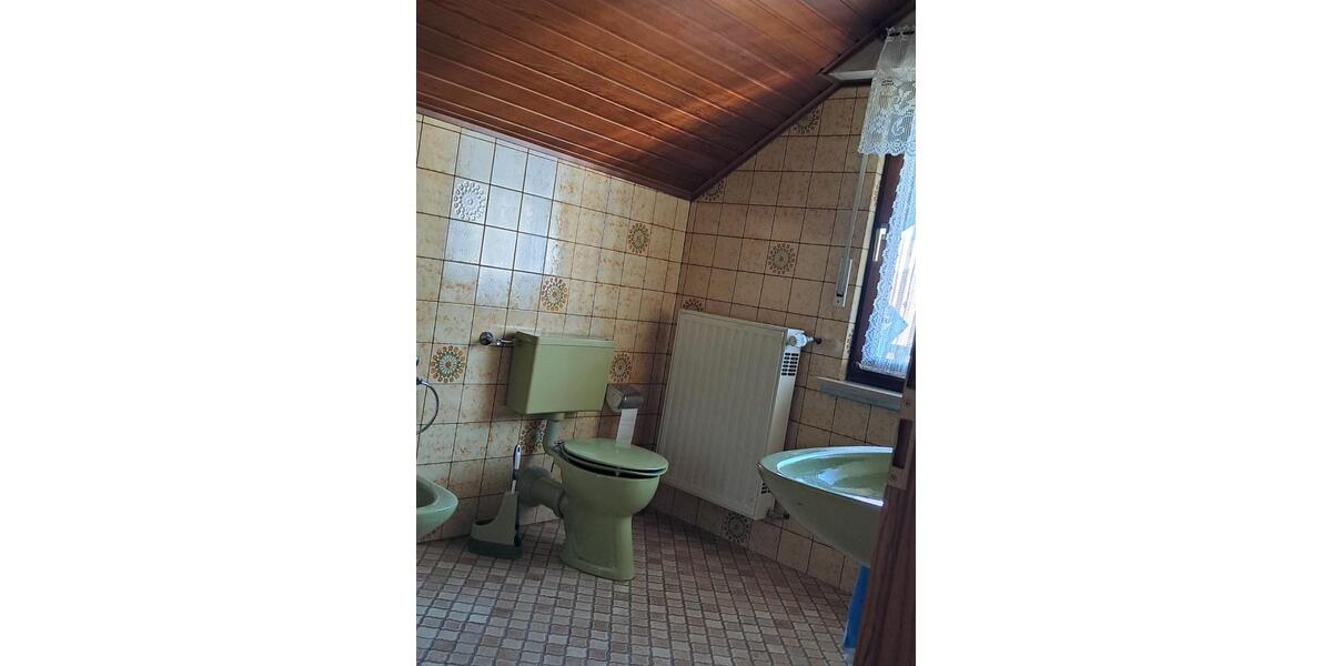 Einfamilienhaus Grafschaft - 10 Zimmer, 223 m&sup2;, 479.000&euro; | Angebot:23095851