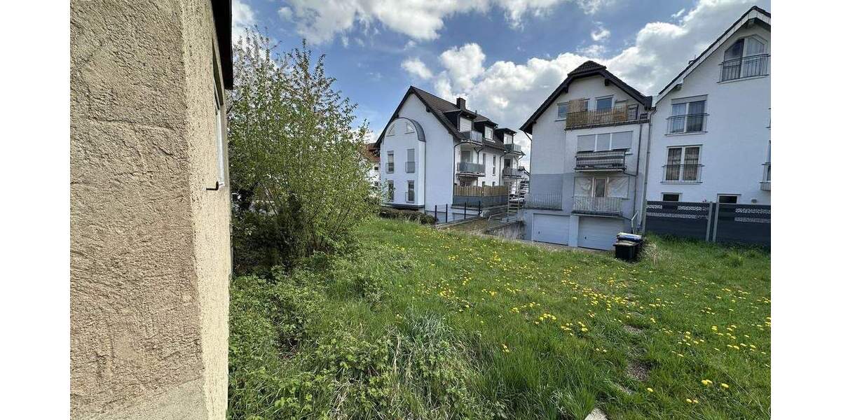 Einfamilienhaus Bad Neuenahr-Ahrweiler / Ahrweiler Ahrweiler - 8 Zimmer, 200 m&sup2;, 345.000&euro; | Angebot:25775788