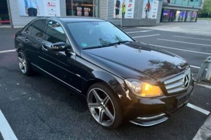 Mercedes-Benz C 220 241.000 km 7.999 &euro; Bonn 53179