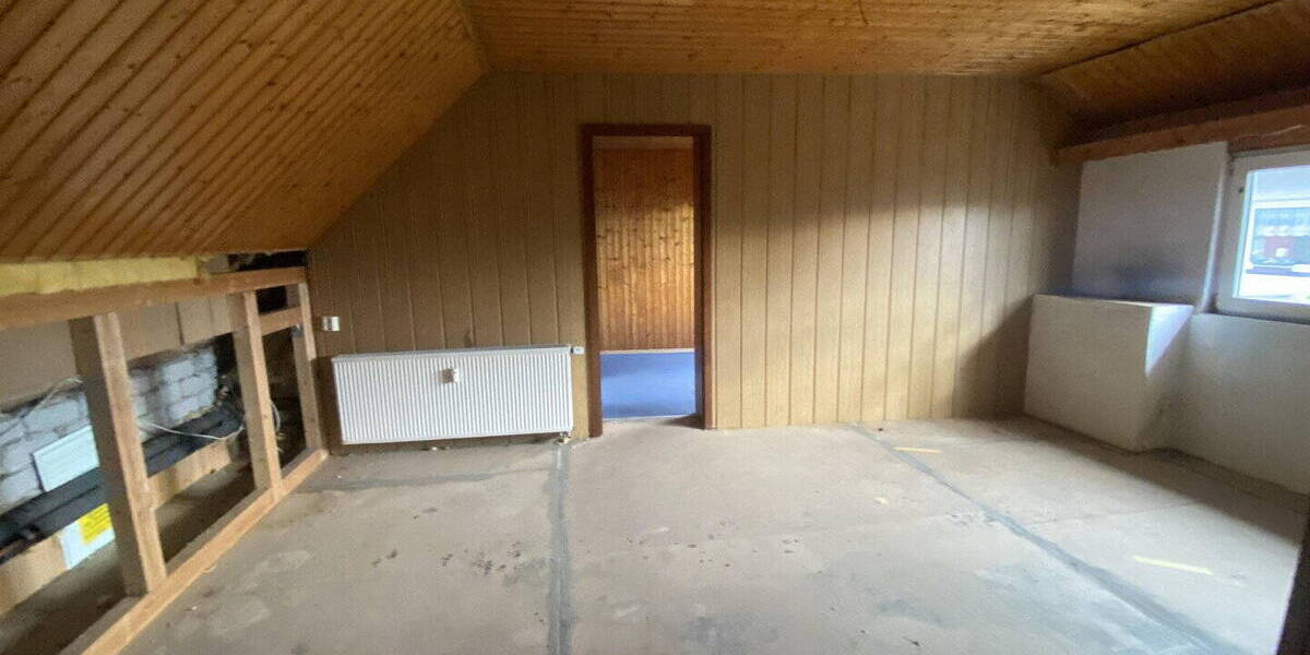 Mehrfamilienhaus, Wohnhaus Blankenheim Blankenheimerdorf - 1 Zimmer, 221 m&sup2;, 139.000&euro; | Angebot:25938506