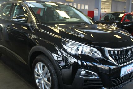 Peugeot 3008 PureTech 130 Stop&Start Crossway 39.028 km 14.980 &euro; Euskirchen 53881