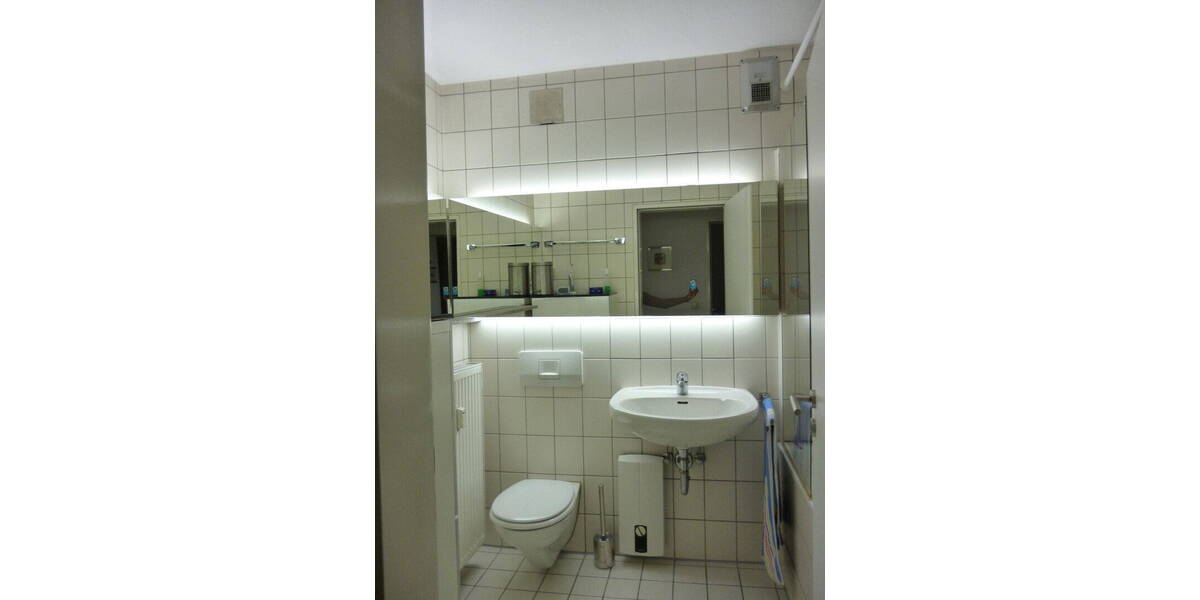 Etagenwohnung Bonn Zentrum - 2 Zimmer, 67 m&sup2;, 890&euro; | Angebot:26048753