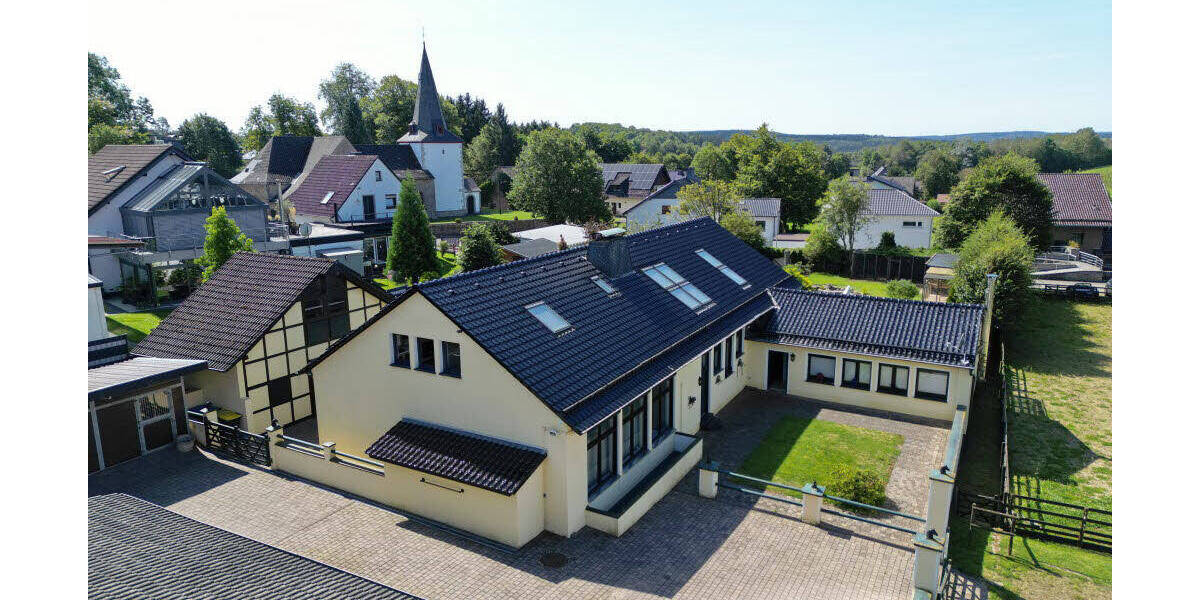 Einfamilienhaus Nettersheim Engelgau - 8 Zimmer, 400 m&sup2;, 965.000&euro; | Angebot:25663465