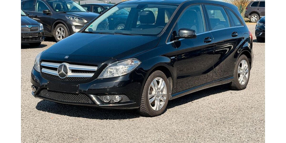 Mercedes-Benz B 180 164.259 km 5.800 &euro; Düren 52351