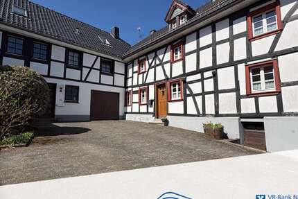 Haus Nettersheim / Marmagen Marmagen - 12 Zimmer, 215 m&sup2;, 389.000&euro; | Angebot:26636317