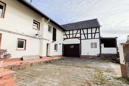 Haus Grafschaft - 10 Zimmer, 241 m&sup2;, 398.000&euro; | Angebot:23431426