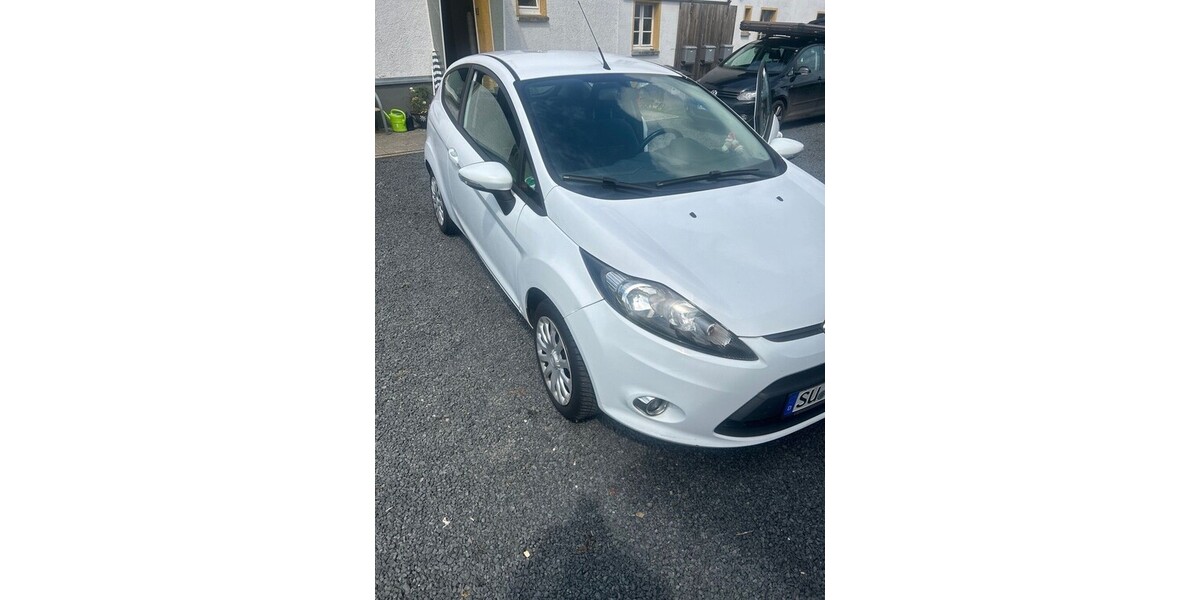 Ford Fiesta 142.800 km 5.300 &euro; Swisttal 53913
