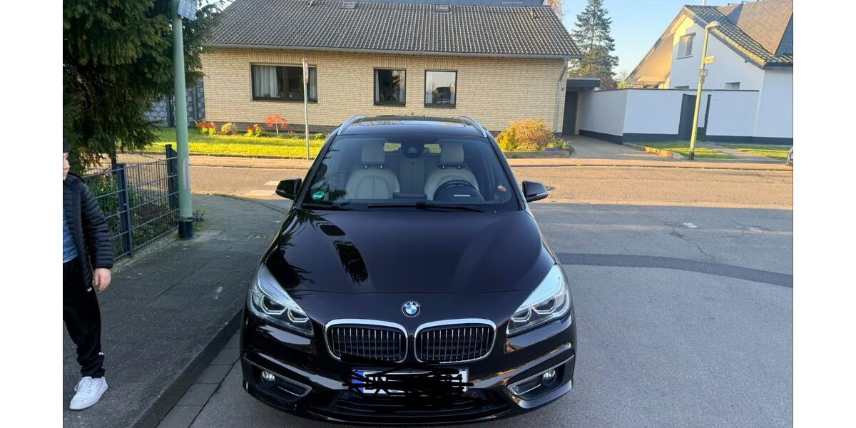 BMW 220 Active Tourer 140.000 km 17.000 &euro; düren 52353