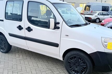 Fiat Doblo 155.527 km 3.598 &euro; Hönningen 53506