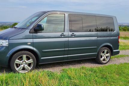 VW T5 Multivan 235.000 km 15.500 &euro; Meckenheim 53340