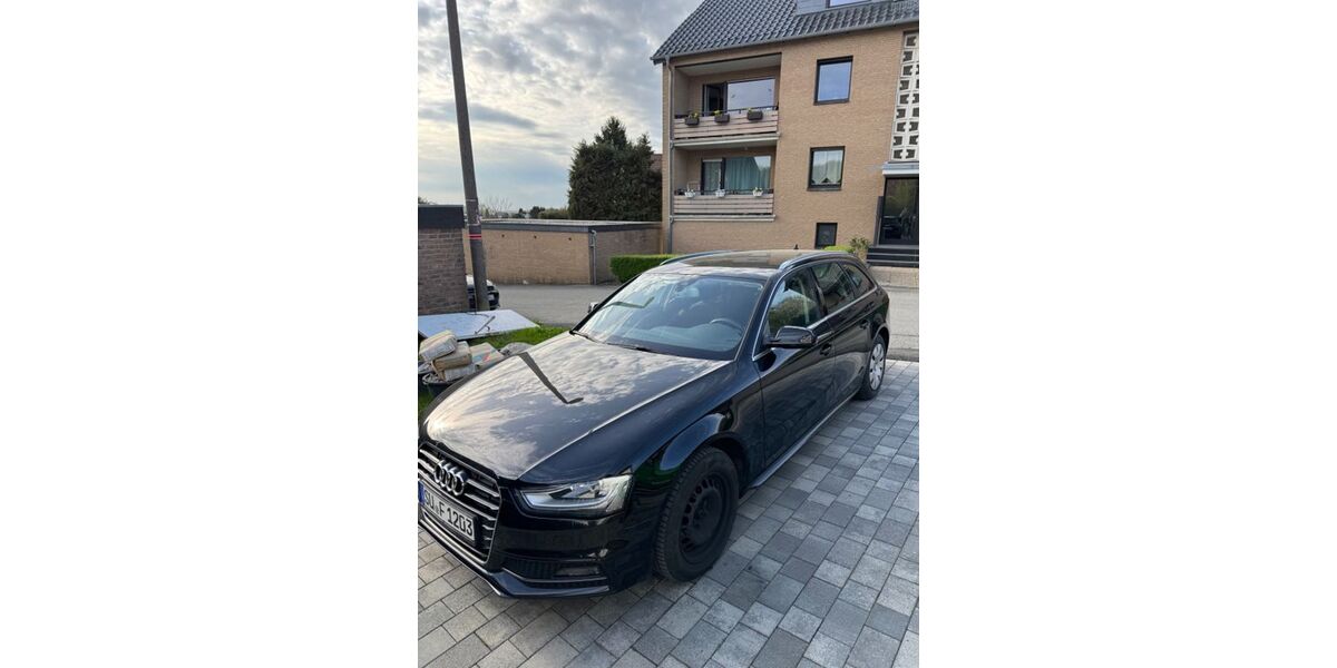 Audi A4 189.900 km 11.700 &euro; Königswinter 53639