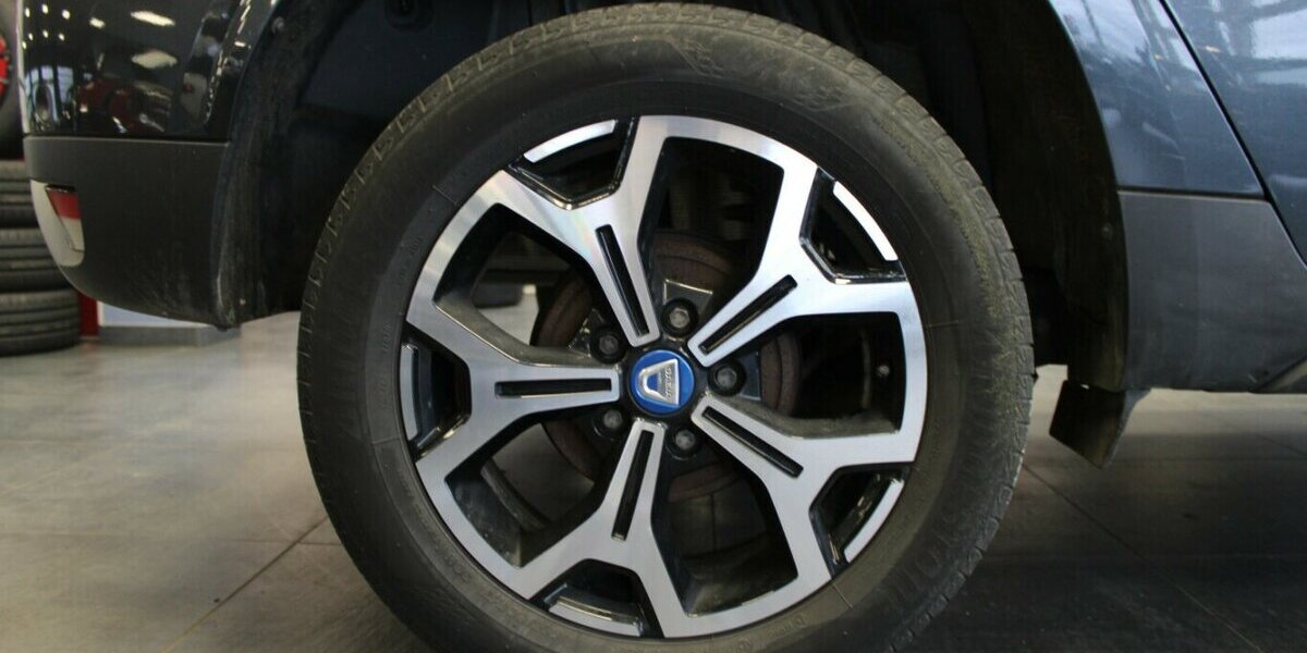 Dacia Duster TCe 150 2WD GPF Celebration 85.599 km 14.980 &euro; Euskirchen 53881