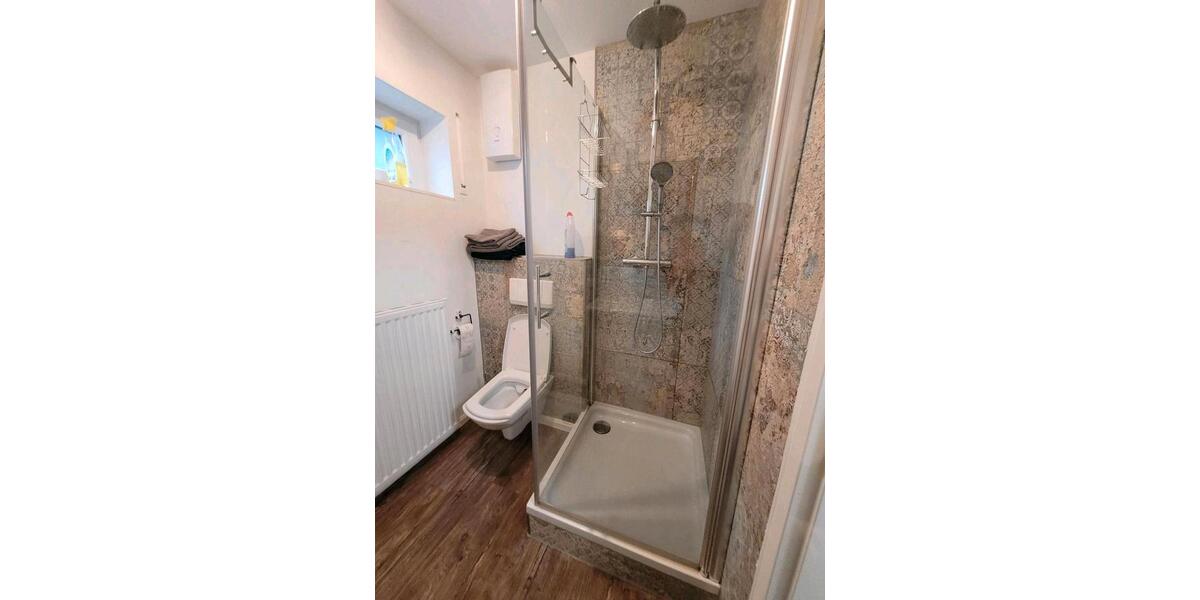 Etagenwohnung Königswinter - 2 Zimmer, 40 m&sup2;, 610&euro; | Angebot:26009202