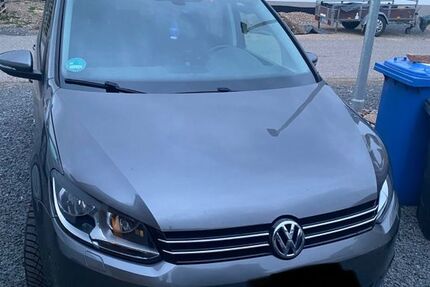VW Touran 273.000 km 6.000 &euro; Nettersheim 53947
