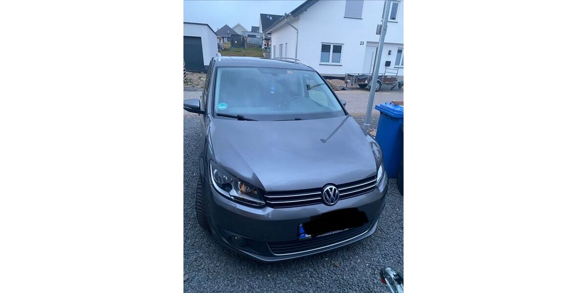 VW Touran 273.000 km 6.000 &euro; Nettersheim 53947