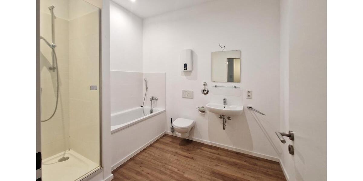 Etagenwohnung Bonn Bad Godesberg - 2 Zimmer, 94 m&sup2;, 1.038&euro; | Angebot:22051328