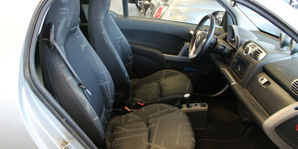 Smart ForTwo Coupe softouch passion 87.472 km 4.980 &euro; Euskirchen 53881