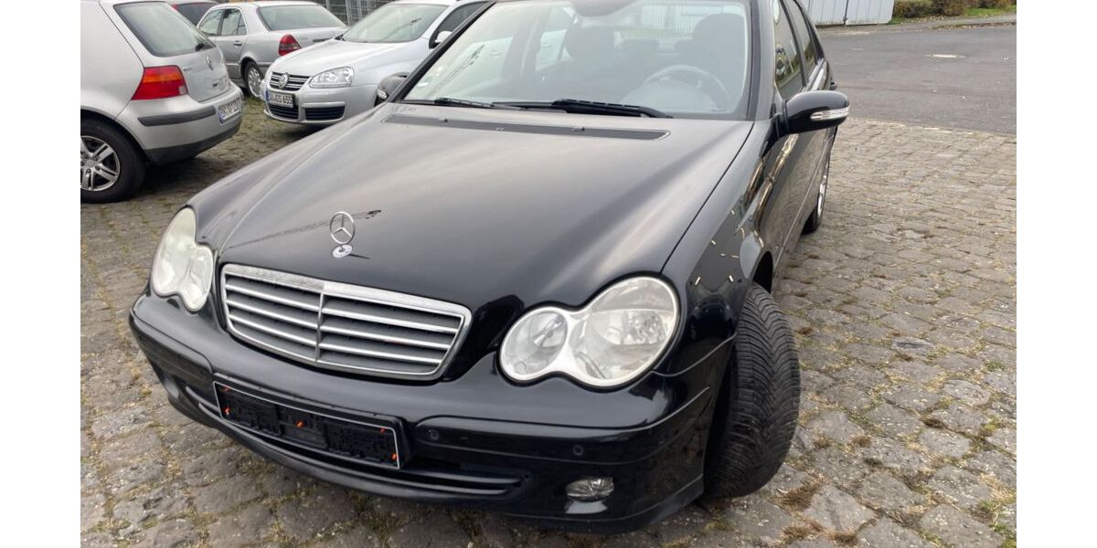 Mercedes-Benz C 200 210.838 km 2.489 &euro; Bornheim 53332