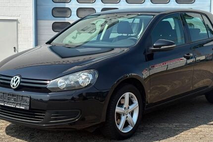 VW Golf 141.000 km 3.950 &euro; Düren 52353