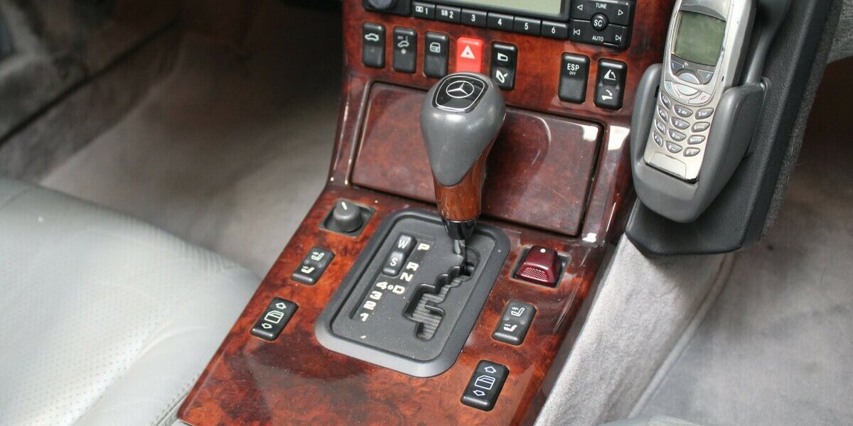 Mercedes-Benz SL 280 Hardtop - Leder - SHZ - Memory 116.365 km 19.980 &euro; Euskirchen 53881