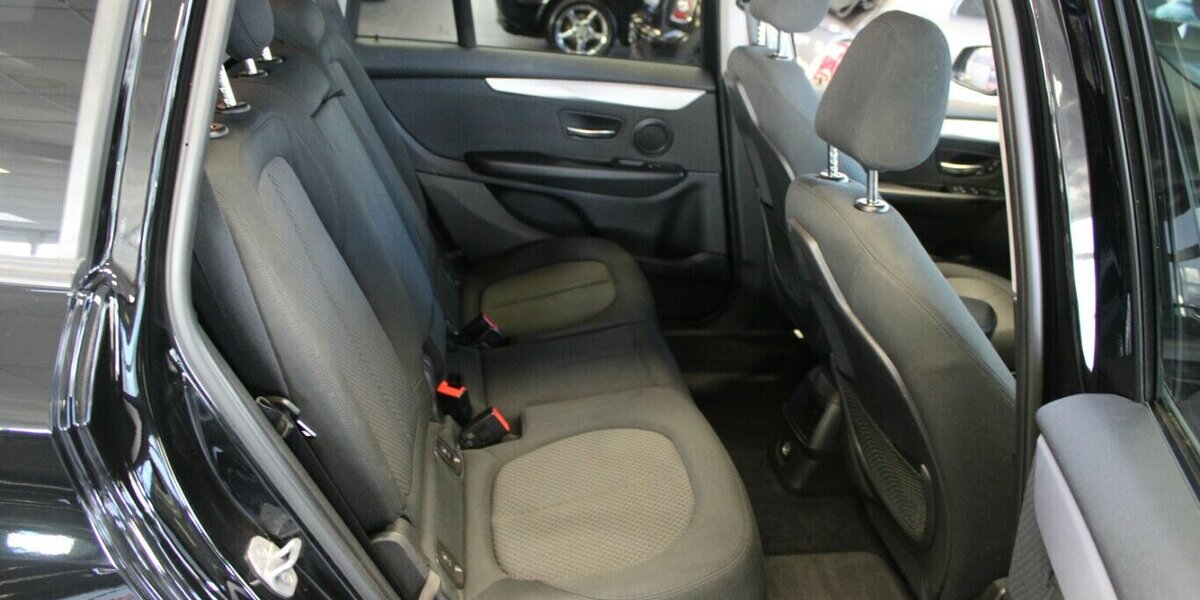 BMW 218 218i Gran Tourer 109.220 km 13.480 &euro; Euskirchen 53881