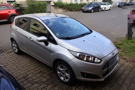 Ford Fiesta 65.600 km 5.900 &euro; Bonn 53121