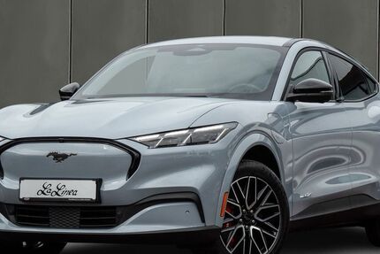 Ford Mustang Mach-E 7.500 km 52.950 &euro; Düren 52349