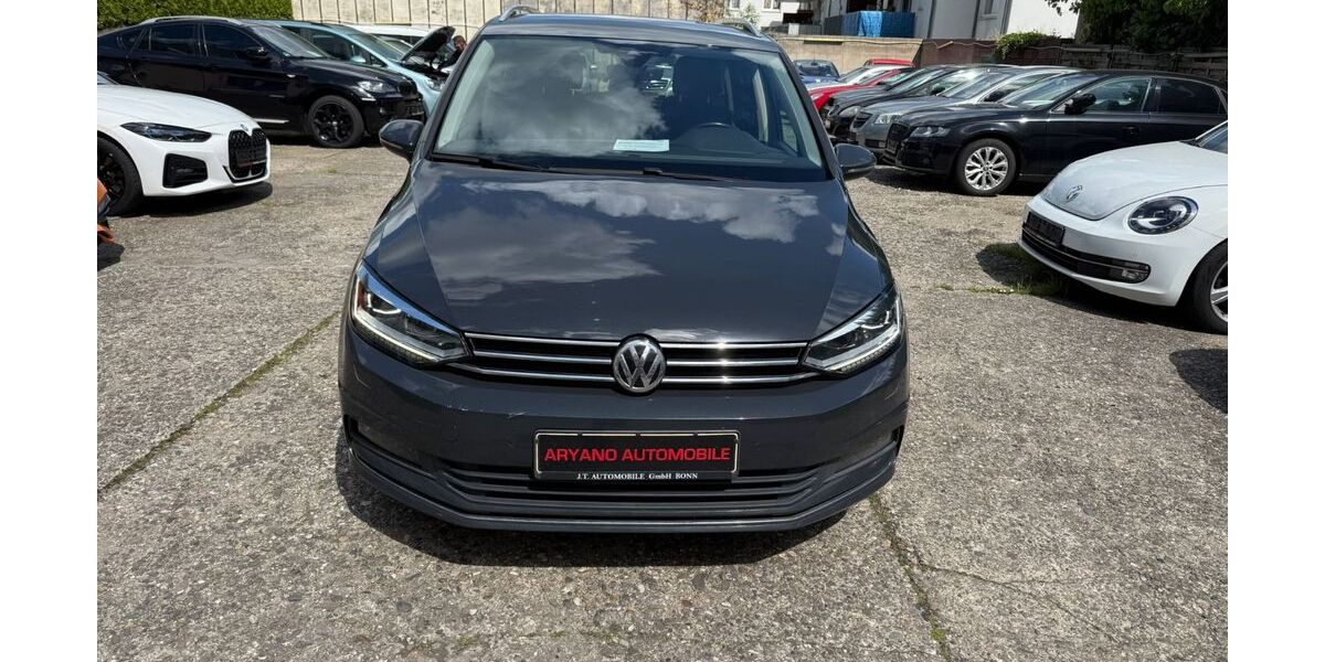 VW Touran 172.000 km 15.890 &euro; Bonn 53123