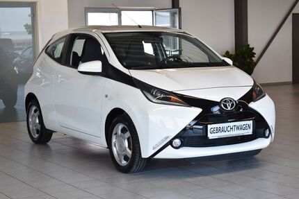 Toyota Aygo (X) 53.000 km 6.999 &euro; Düren 52351