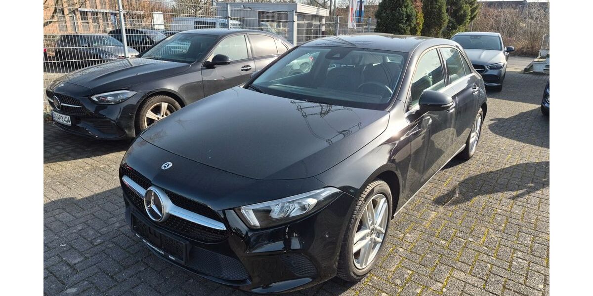 Mercedes-Benz A 250 81.000 km 23.700 &euro; Wesseling 50389