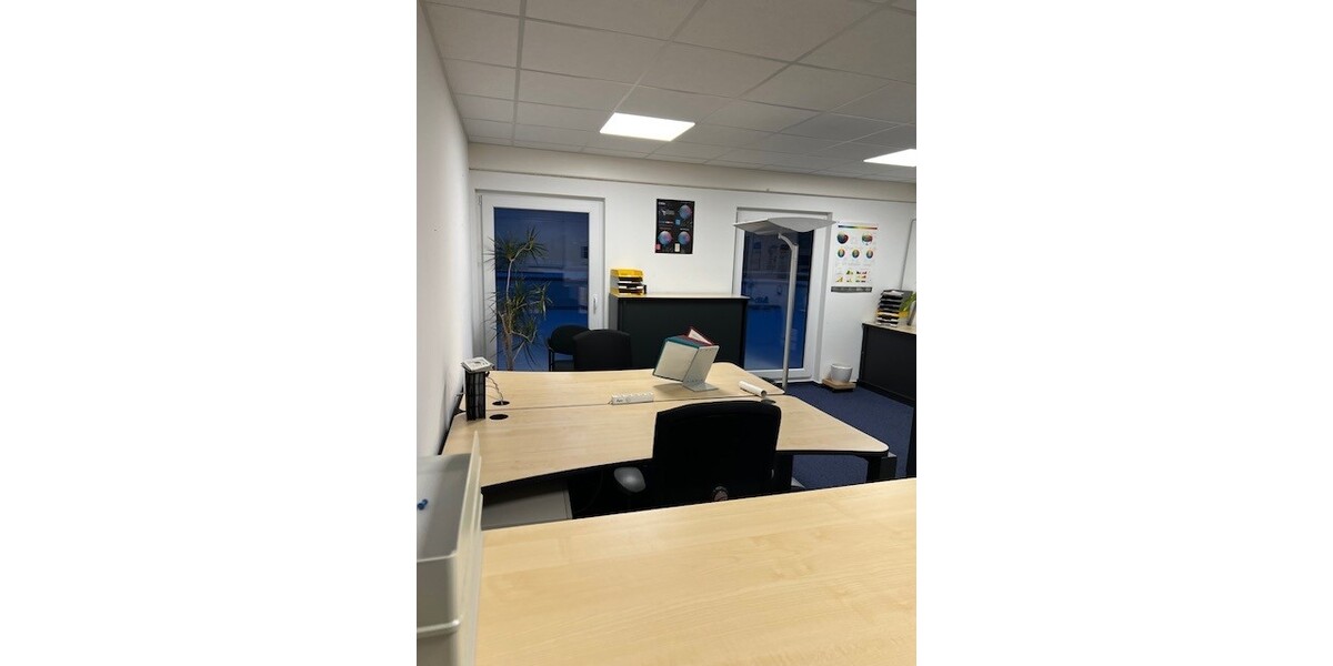 MÖBLIERTE Büroräume: Gepflegte Fläche in zentraler Lage ***PROVISIONSFREI*** - Gewerbeobjekt Königswinter | Angebot:16883088