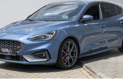 Ford Focus 53.689 km 21.290 &euro; Düren 52351