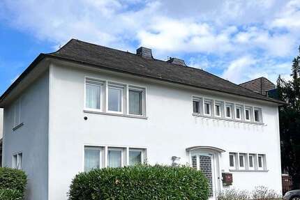 Haus Brühl - 7 Zimmer, 251 m&sup2;, 1.090.000&euro; | Angebot:24949980