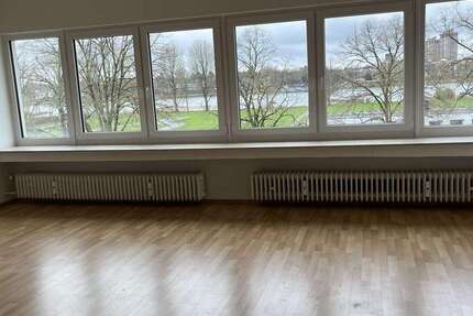 Wohnung Köln Kalk - 3 Zimmer, 77 m&sup2;, 355.000&euro; | Angebot:25917149