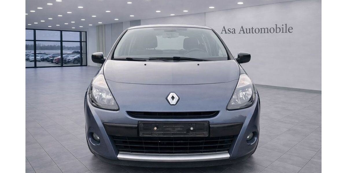 Renault Clio 169.000 km 2.950 &euro; Düren 52351