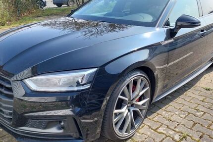 Audi A5 72.000 km 28.800 &euro; Alfter 53347