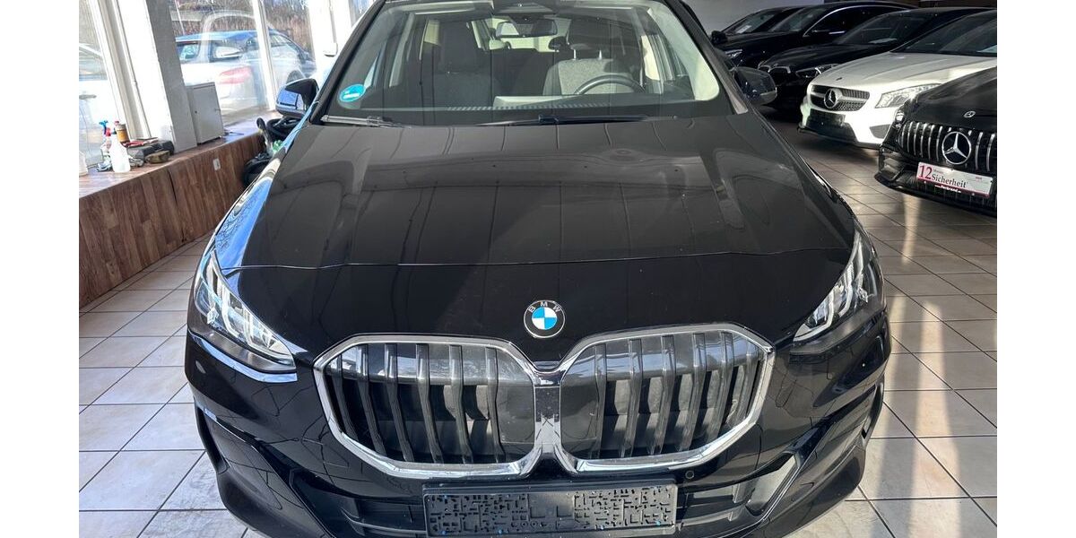 BMW 218 Active Tourer 125.000 km 21.900 &euro; Bonn 53119