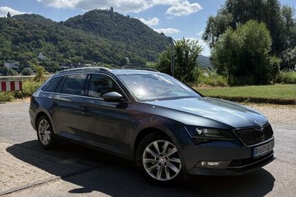 Skoda Superb 175.000 km 13.800 &euro; Bonn 53179