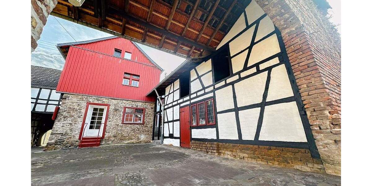 Einfamilienhaus Euskirchen Flamersheim - 7 Zimmer, 190 m&sup2;, 2.280&euro; | Angebot:25695597