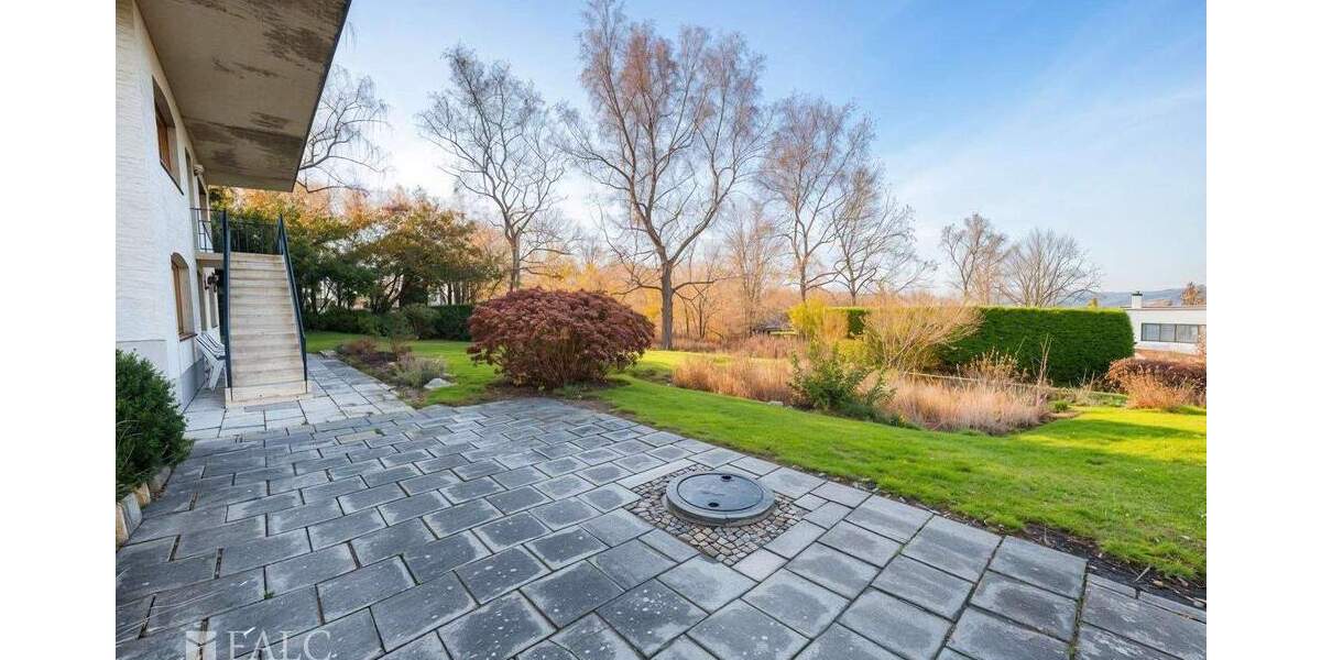 Mehrfamilienhaus, Wohnhaus Königswinter Ittenbach - 7 Zimmer, 246 m&sup2;, 759.000&euro; | Angebot:25739562