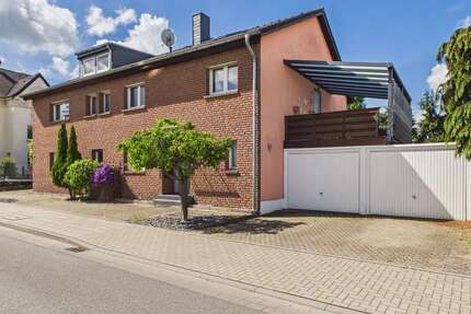 Haus Kreuzau - 10 Zimmer, 320 m&sup2;, 644.000&euro; | Angebot:26710030