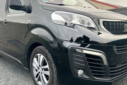 Peugeot Traveller 110.765 km 31.190 &euro; Düren 52351