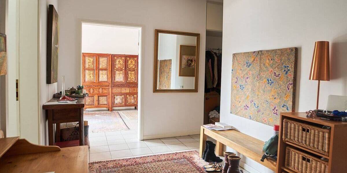 Etagenwohnung Bonn Schweinheim - 5 Zimmer, 174 m&sup2;, 695.000&euro; | Angebot:26065980