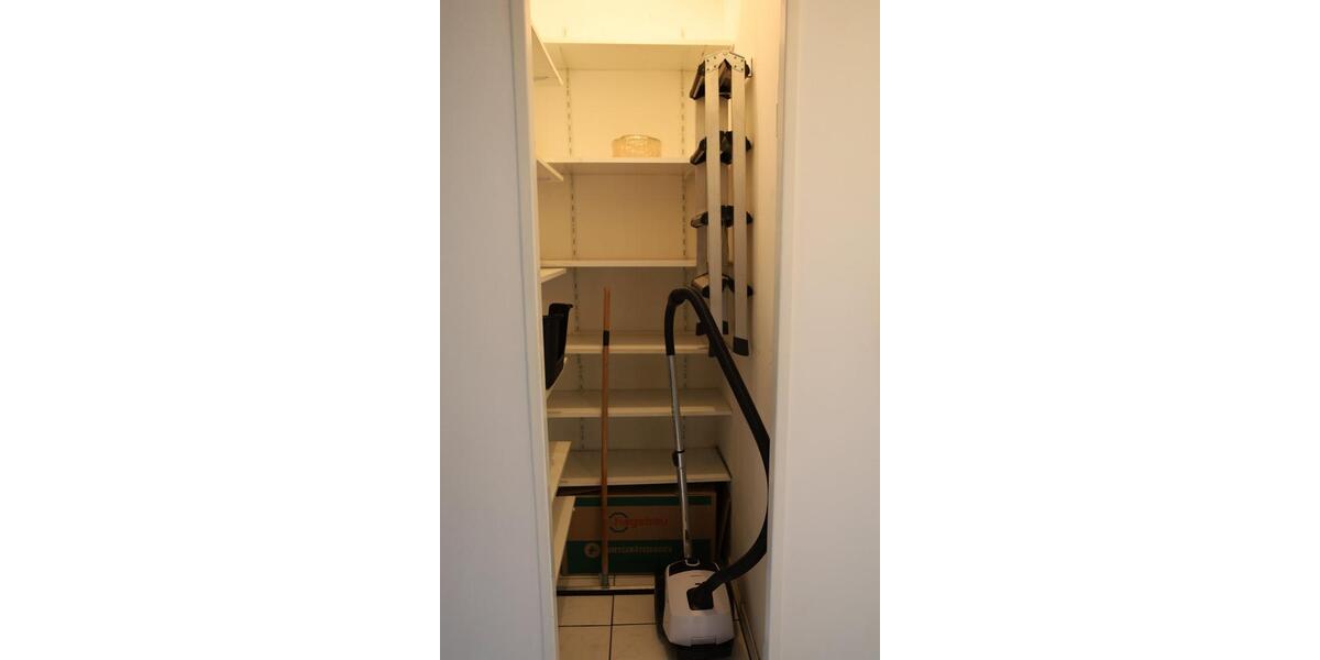 Etagenwohnung Erftstadt - 2 Zimmer, 69 m&sup2;, 210.000&euro; | Angebot:25892528