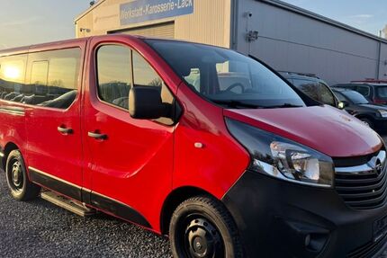 Opel Vivaro 107.000 km 14.788 &euro; Rheinbach 53359